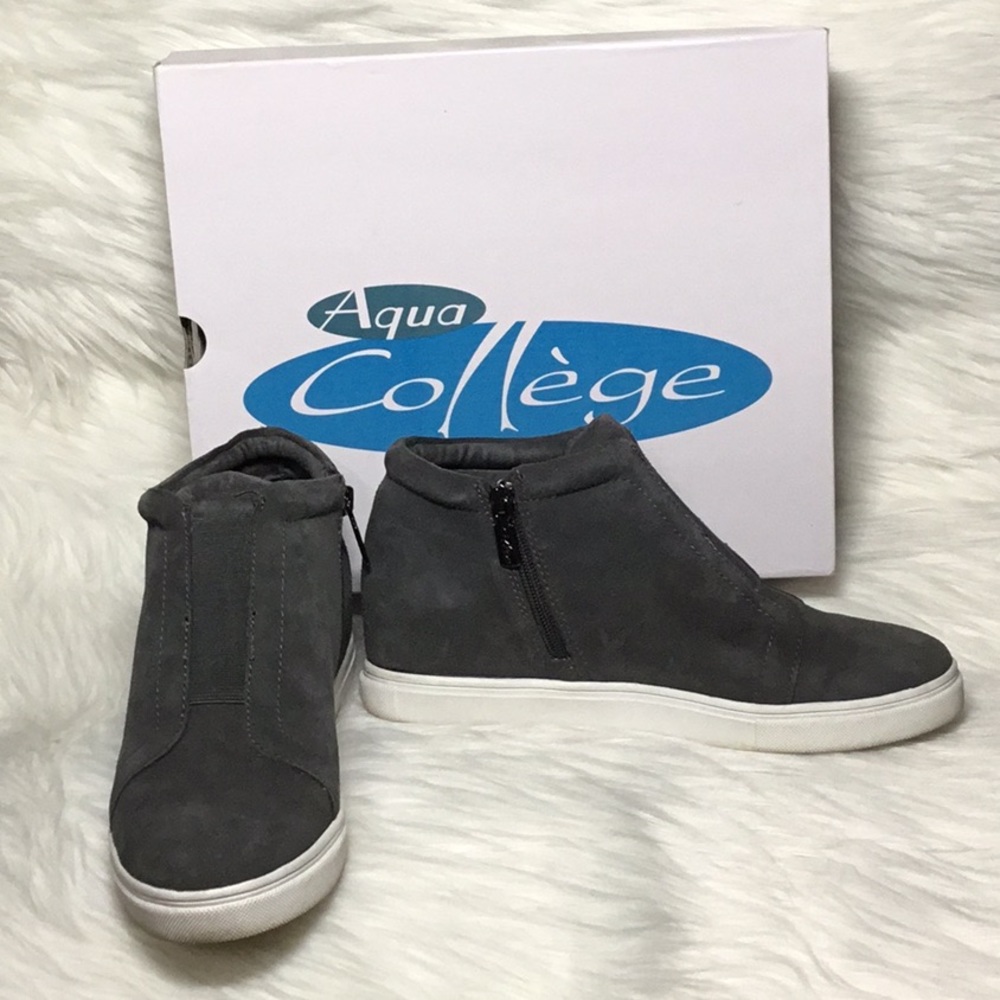 Aqua College Glady Dark Grey Suede Wedge Sneaker, 9.5M